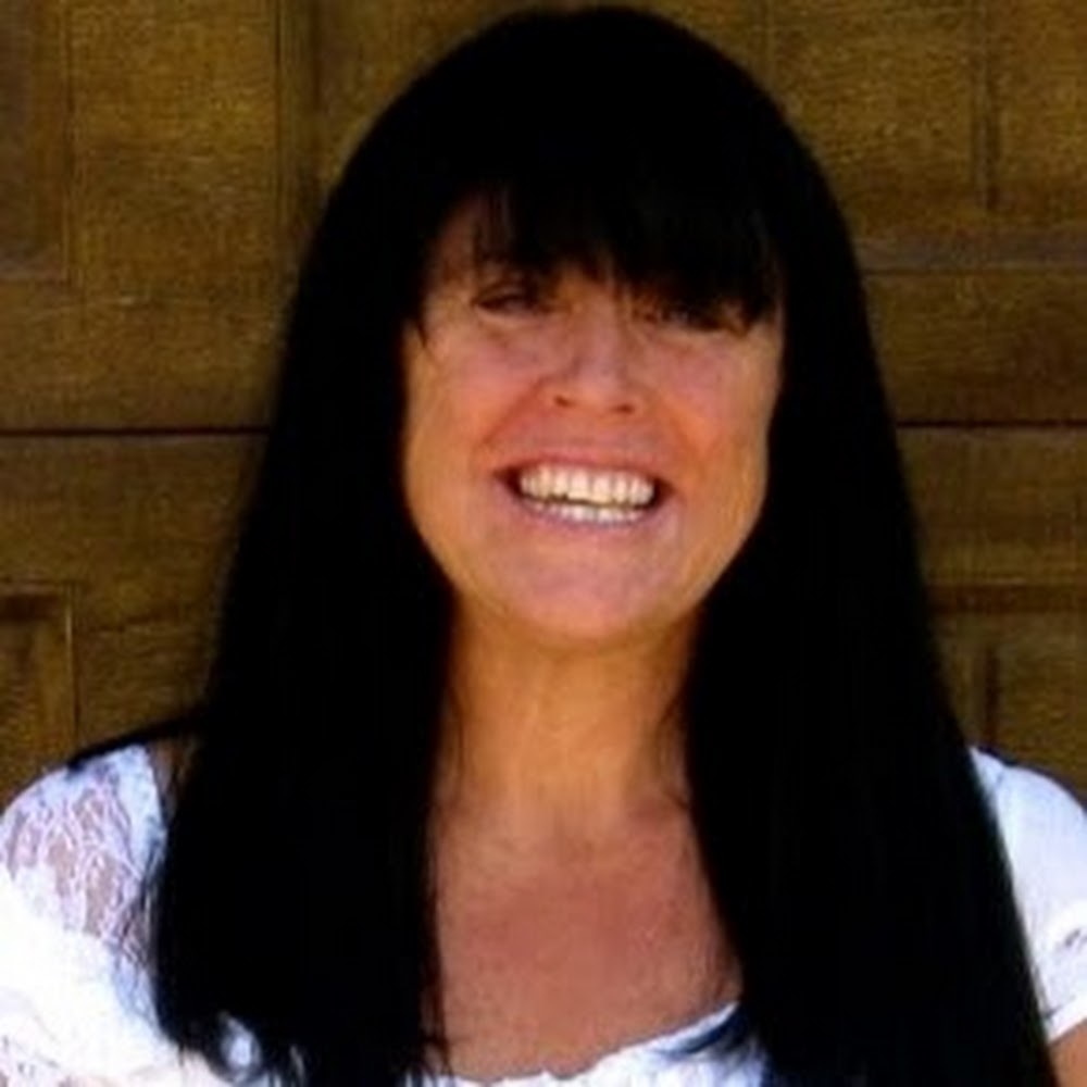 Meet your Posher, Aisling